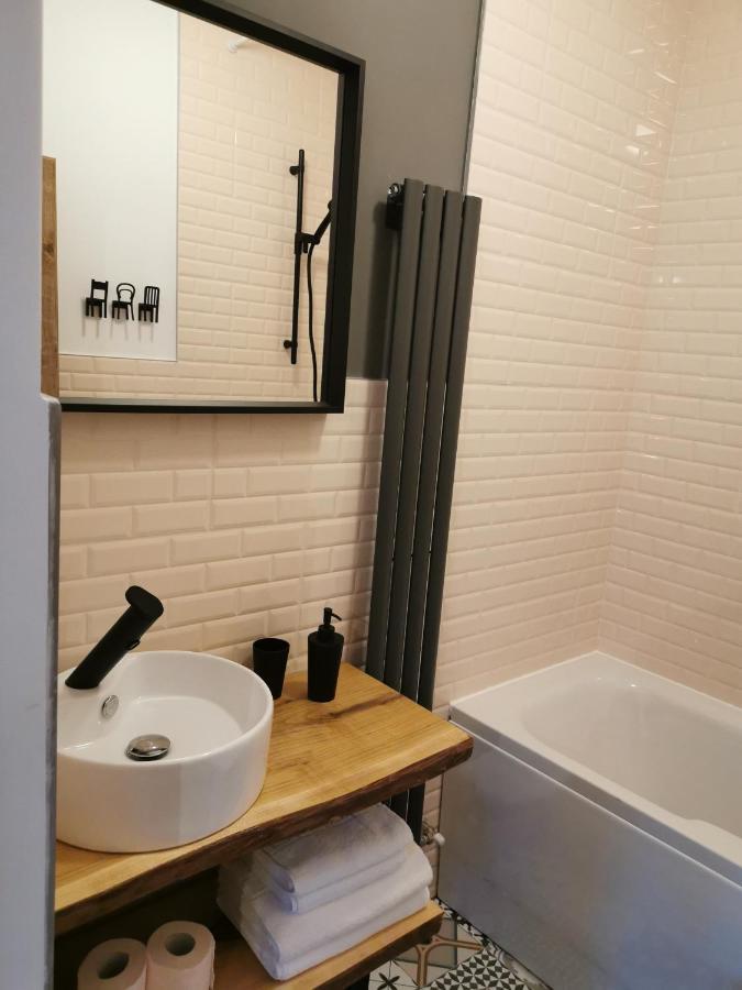 Central Park Studio Petrosani Ngoại thất bức ảnh